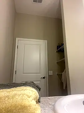 HoneyDripHer online show from 10.14.25