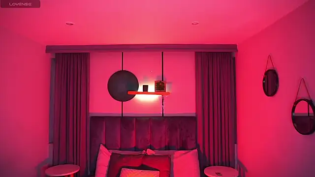 Snapshot of Galilea_Fox chatting on 02.13.25 Galilea Fox online show from 02.13.25