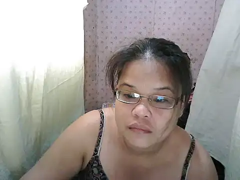 abiemayhottiey online show from 09.27.25