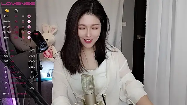 tw lala online show from 12.13.24