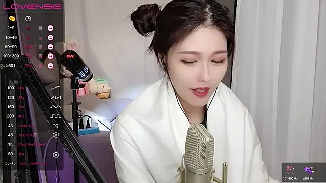 tw lala online show from 12.19.24