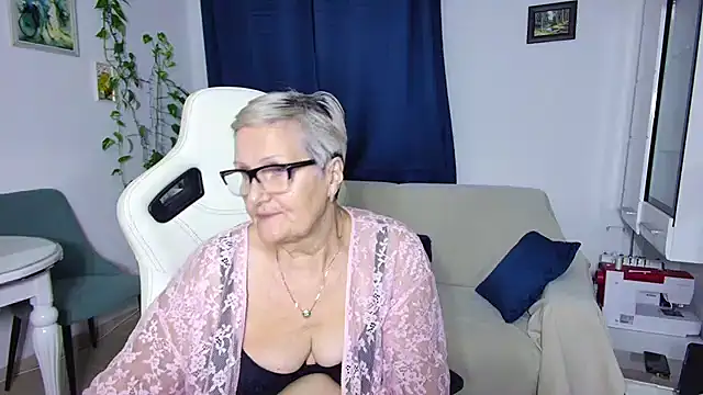 Selenna57 online show from 12.13.25