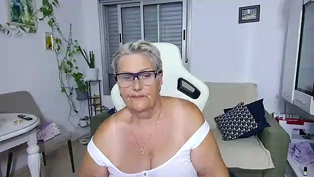 Snapshot of Selenna57 chatting on 05.23.26 Selenna57 online show from 05.23.26