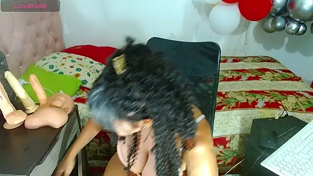 Alexaqueen1 online show from 11.24.25