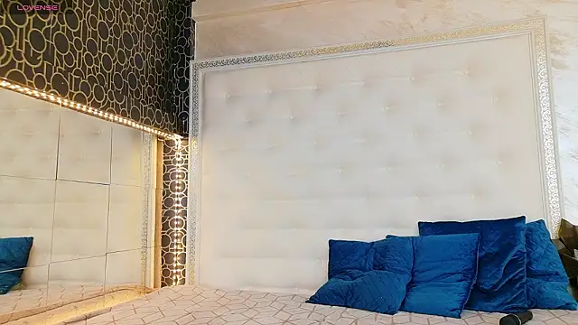 karissia online show from 03.29.26