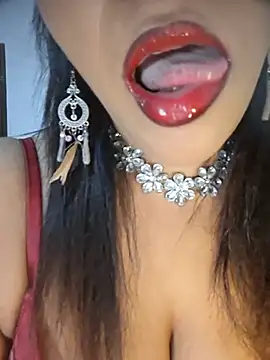 Snapshot of naughtyjaanu chatting on 07.05.26 naughtyjaanu online show from 07.05.26
