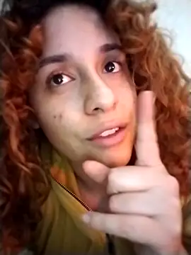 EmmaMelissa0521 online show from 12.14.25