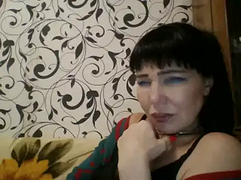 Snapshot of JeaneDavis chatting on 02.02.25 JeaneDavis online show from 02.02.25