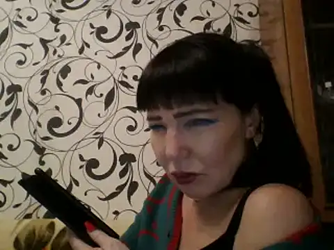 Snapshot of JeaneDavis chatting on 02.02.25 JeaneDavis online show from 02.02.25