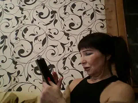 Snapshot of JeaneDavis chatting on 02.17.25 JeaneDavis online show from 02.17.25