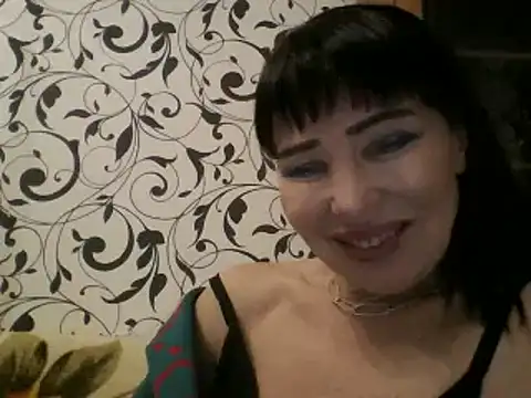 Snapshot of JeaneDavis chatting on 03.10.25 JeaneDavis online show from 03.10.25