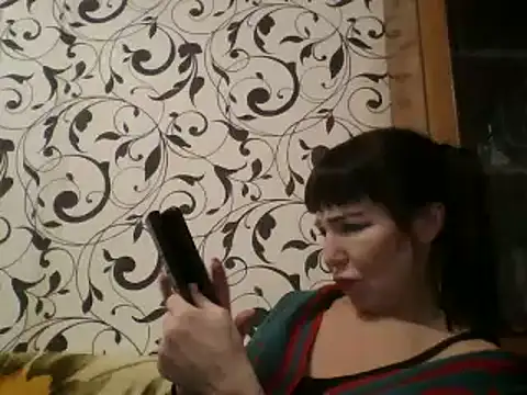 Snapshot of JeaneDavis chatting on 03.18.25 JeaneDavis online show from 03.18.25