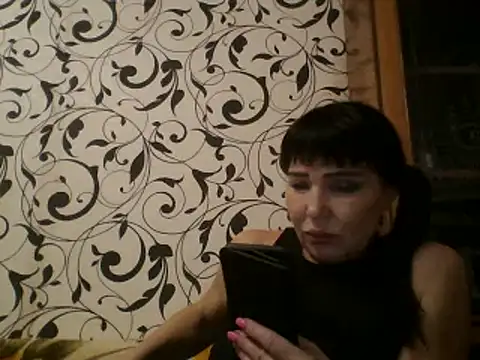 Snapshot of JeaneDavis chatting on 03.20.25 JeaneDavis online show from 03.20.25