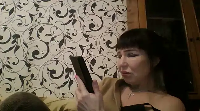 Snapshot of JeaneDavis chatting on 03.22.25 JeaneDavis online show from 03.22.25