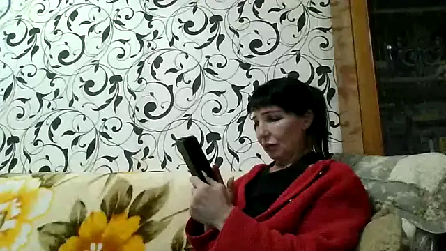 Snapshot of JeaneDavis chatting on 09.28.25 JeaneDavis online show from 09.28.25