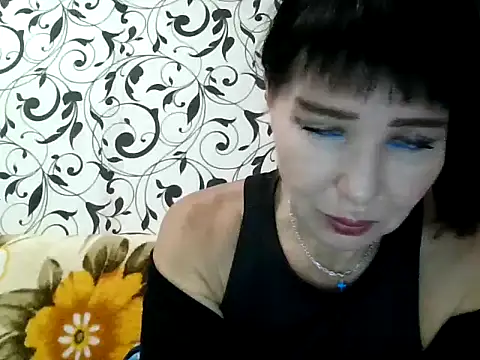 Snapshot of JeaneDavis chatting on 10.09.25 JeaneDavis online show from 10.09.25