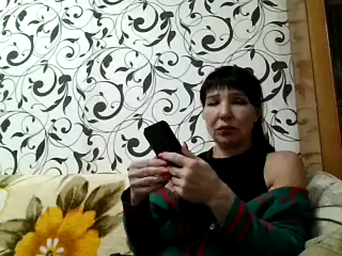 Snapshot of JeaneDavis chatting on 10.20.25 JeaneDavis online show from 10.20.25