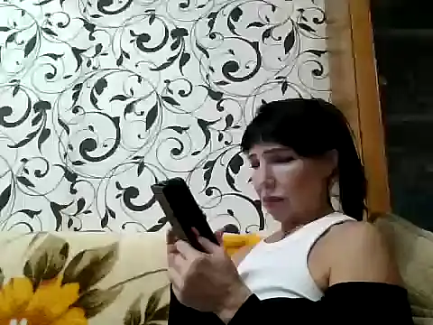 Snapshot of JeaneDavis chatting on 10.26.25 JeaneDavis online show from 10.26.25