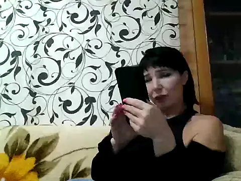 Snapshot of JeaneDavis chatting on 10.27.25 JeaneDavis online show from 10.27.25