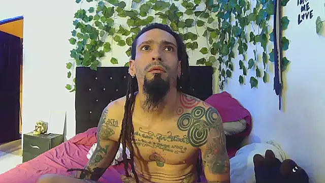 caribbeanlover1 online show from 10.31.25