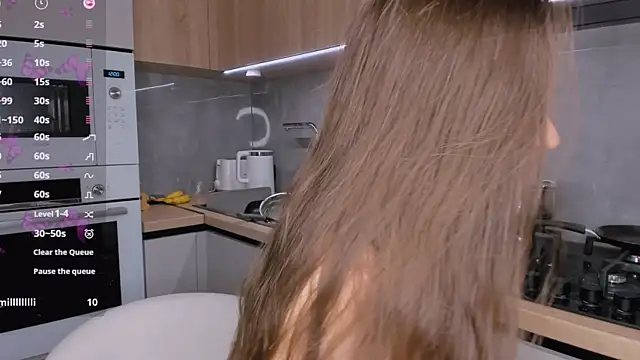 BondGirll online show from 12.03.24