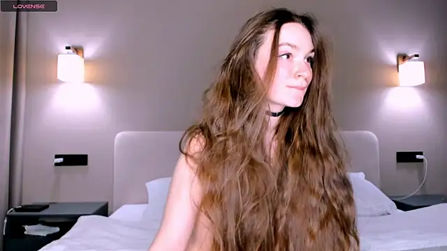 BondGirll online show from 03.07.25