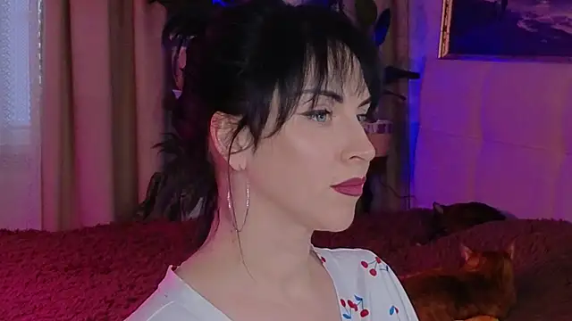Snapshot of lily_conor chatting on 11.27.25 lily conor online show from 11.27.25