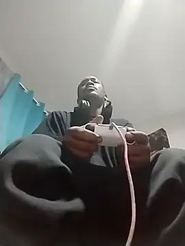 Makeyoucumallover online show from 10.31.25