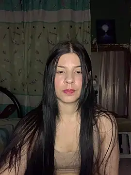Snapshot of Estefani_32 chatting on 05.10.26 Estefani 32 online show from 05.10.26