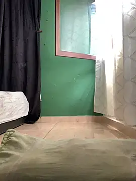 Snapshot of Estefani_32 chatting on 05.15.26 Estefani 32 online show from 05.15.26