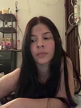 Snapshot of Estefani_32 chatting on 05.16.26 Estefani 32 online show from 05.16.26