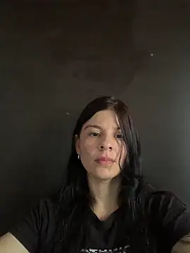 Snapshot of Estefani_32 chatting on 06.01.26 Estefani 32 online show from 06.01.26