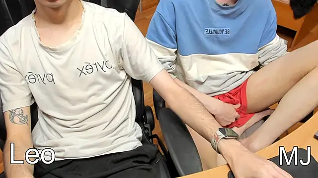 Snapshot of teelimata chatting on 02.25.25 teelimata online show from 02.25.25