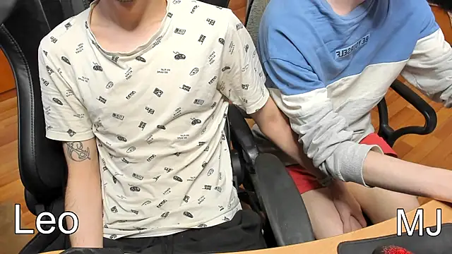 Snapshot of teelimata chatting on 03.21.25 teelimata online show from 03.21.25