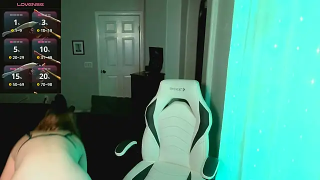 britteebee online show from 11.16.25