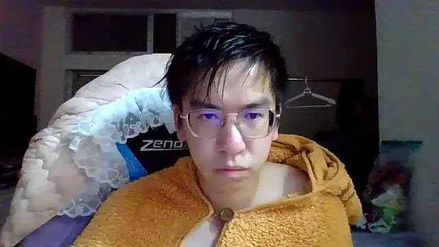 Snapshot of charlie_xdd chatting on 03.07.25 charlie xdd online show from 03.07.25