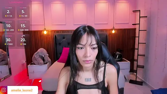 AMELIELEONE online show from 11.12.25