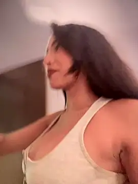 DulceLenns online show from 11.27.25