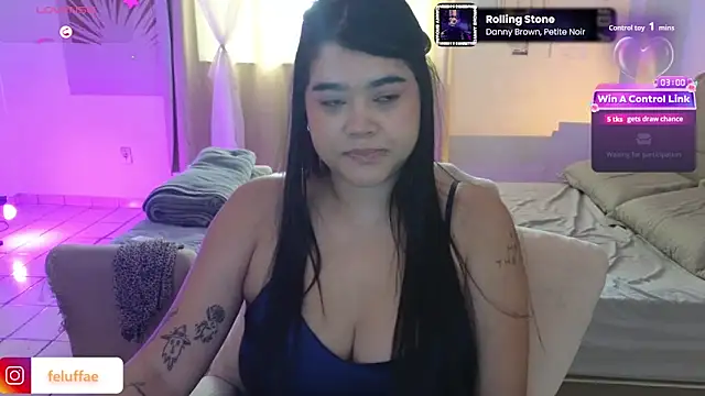 Snapshot of feluriana chatting on 04.22.26 feluriana online show from 04.22.26