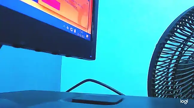 Snapshot of cositarrica_xxx chatting on 02.25.25 cositarrica xxx online show from 02.25.25