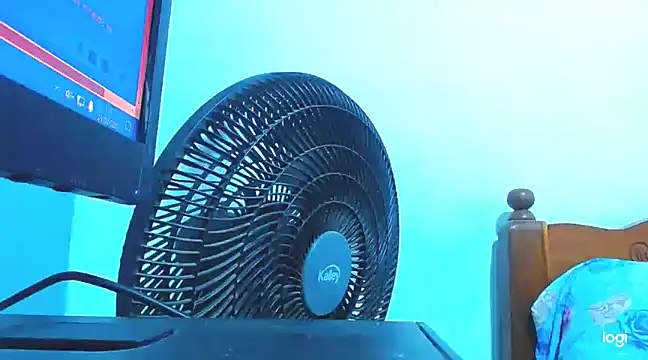 Snapshot of cositarrica_xxx chatting on 03.03.25 cositarrica xxx online show from 03.03.25