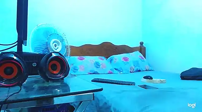 Snapshot of cositarrica_xxx chatting on 03.04.25 cositarrica xxx online show from 03.04.25