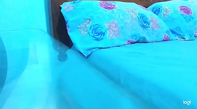 Snapshot of cositarrica_xxx chatting on 03.05.25 cositarrica xxx online show from 03.05.25