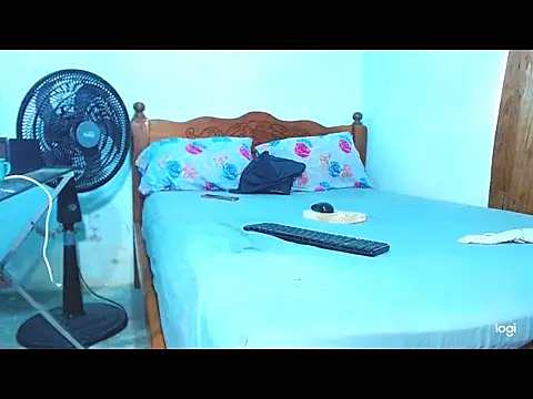 Snapshot of cositarrica_xxx chatting on 03.09.25 cositarrica xxx online show from 03.09.25