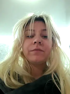 Snapshot of ScarletCallings420 chatting on 01.13.26 ScarletCallings420 online show from 01.13.26