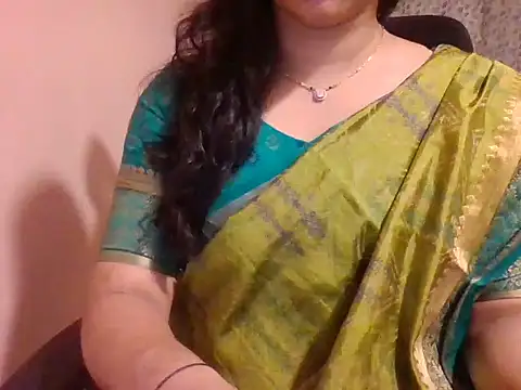 Snapshot of Pinky_4 chatting on 03.06.25 Pinky 4 online show from 03.06.25