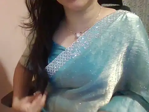 Snapshot of Pinky_4 chatting on 03.12.25 Pinky 4 online show from 03.12.25