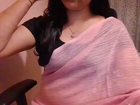 Snapshot of Pinky_4 chatting on 03.18.25 Pinky 4 online show from 03.18.25