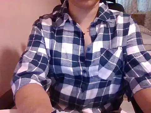 Snapshot of Pinky_4 chatting on 09.29.25 Pinky 4 online show from 09.29.25