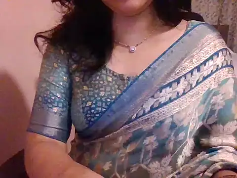 Snapshot of Pinky_4 chatting on 11.01.25 Pinky 4 online show from 11.01.25